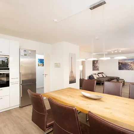 Kammerweg 89 Glueckswelle שרבאוץ